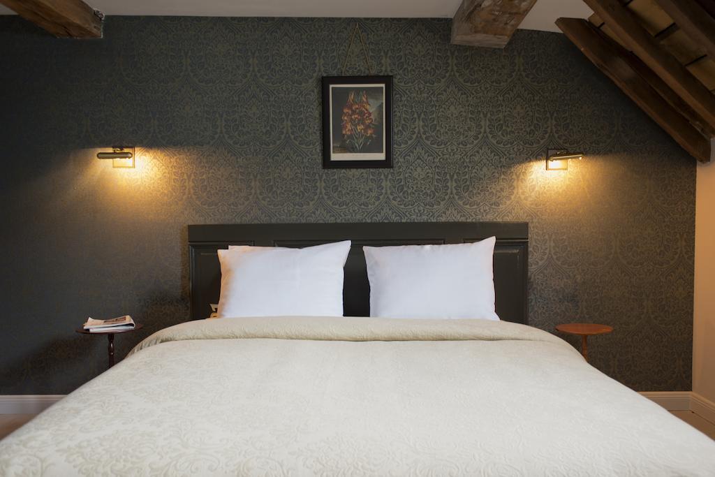 Boutique Hotel Sint Jacob Маастрихт Стая снимка